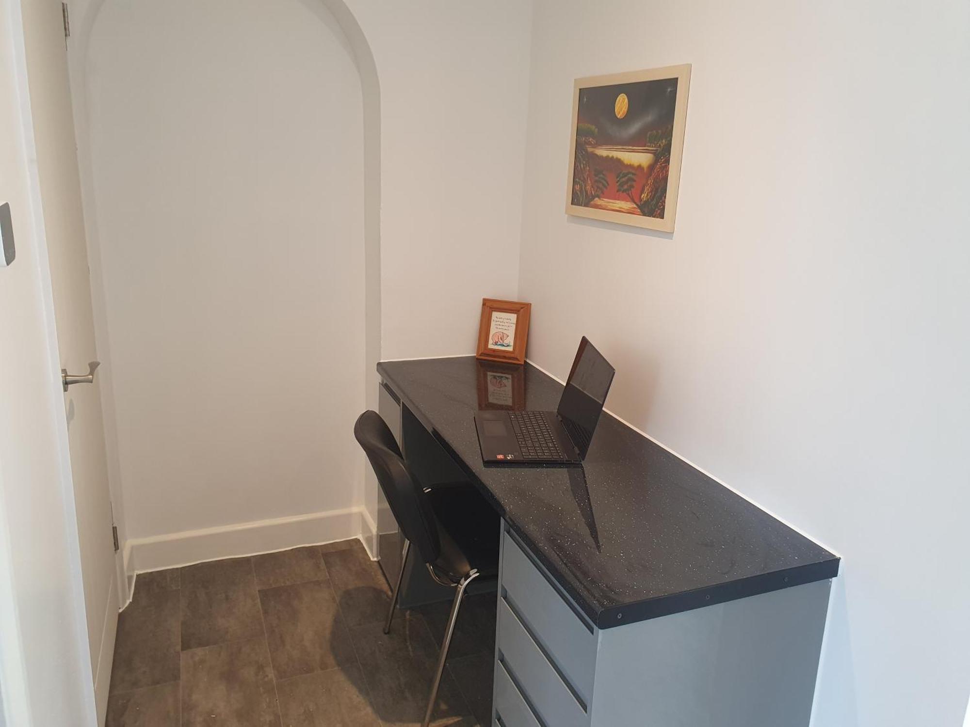 Modern Comfortable Quiet Self Contained Apartments Brackley  Bagian luar foto
