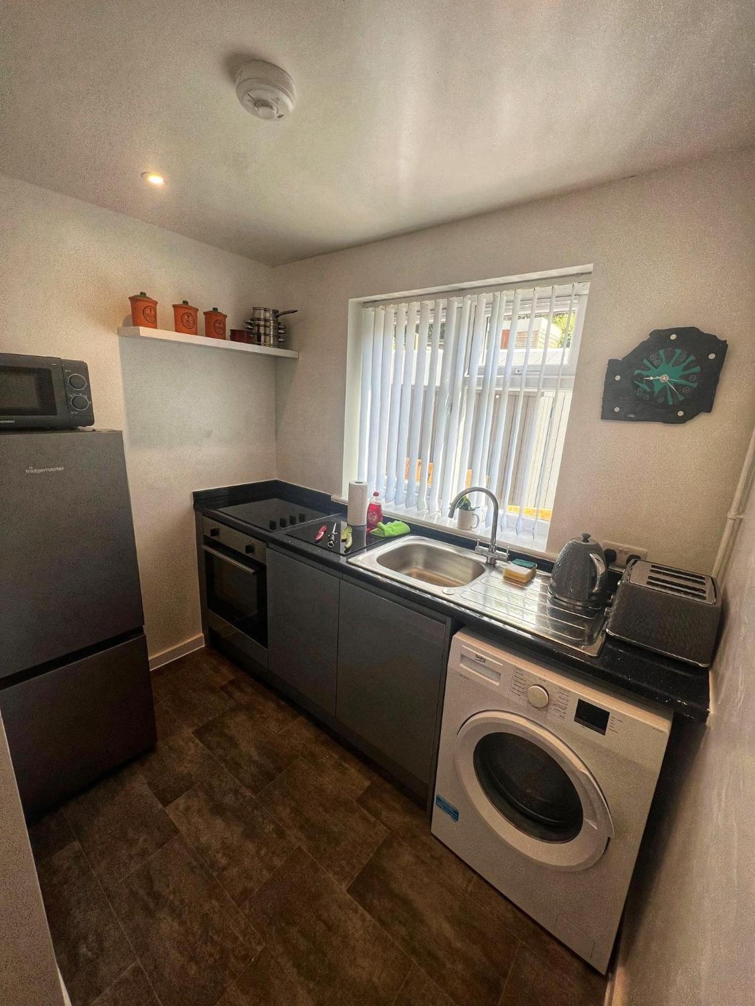 Modern Comfortable Quiet Self Contained Apartments Brackley  Bagian luar foto